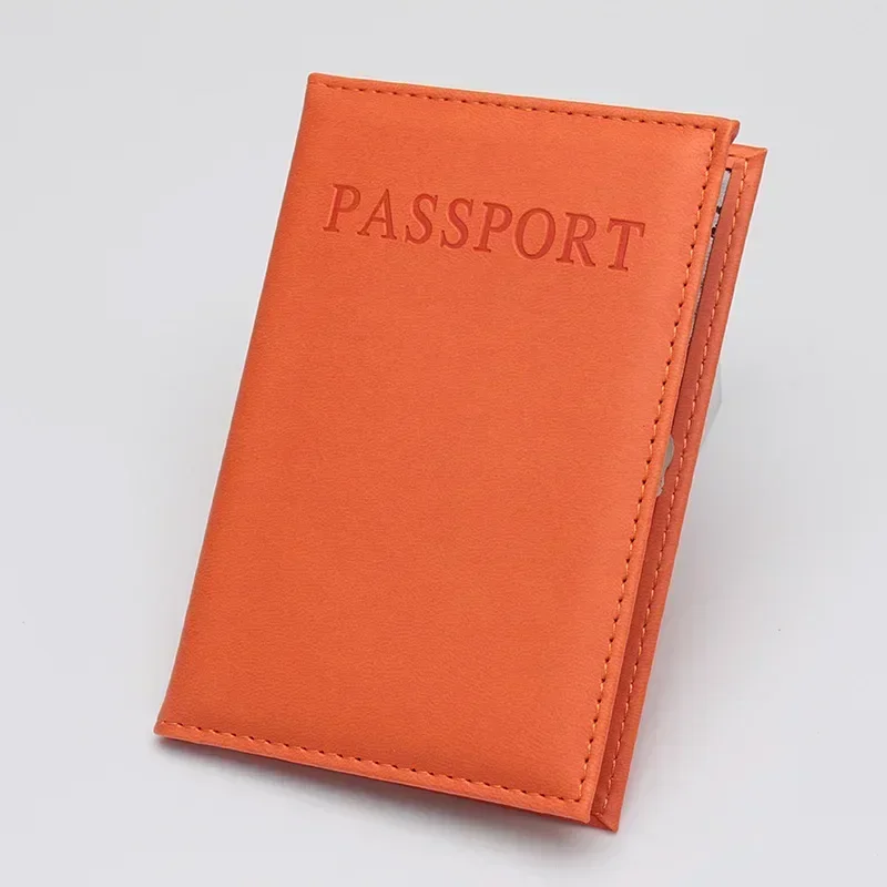 Porte carte en cuir pour femme - couverture de voyage