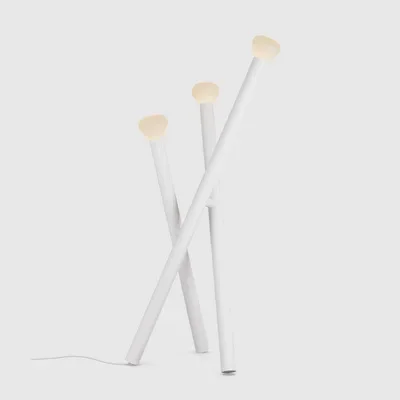 lampadaire-trepied-bois-2