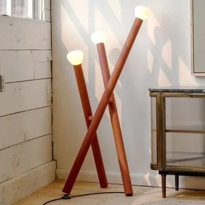 lampadaire-trepied-bois